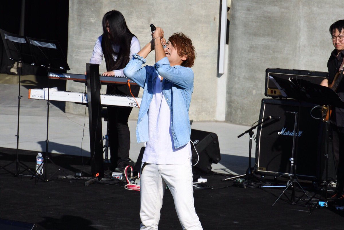 motosora's tweet photo. 関西歌謡祭!
あっという間に終了しました!
またブログ書きます!
暑い中みんなありがとう!!
#心輝
#PTCM
#ANDLEVIC
#関西歌謡祭
#夏フェス
#大阪城ウォーターパーク https://t.co/Et9ojhcRuO