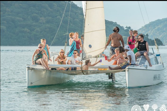 CapeMacTria's tweet photo. Escape the hustle &amp; bustle, join the awesome beach lifestyle - sun, water, sports &amp; music #goodlife for #goodcauses https://t.co/UREbUz9Hoh