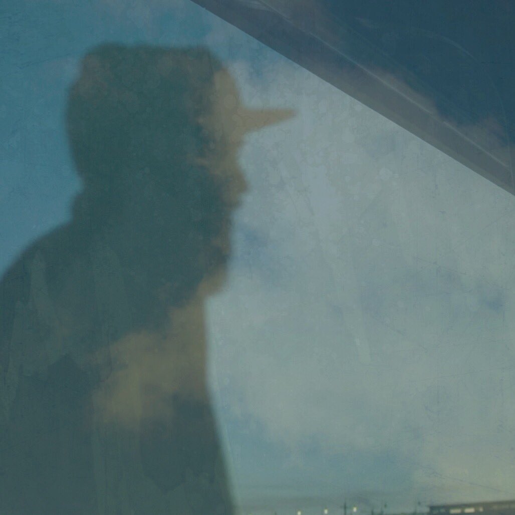 spinyoungplanet's tweet photo. "Mornings Mama Blows Up, Nighttime Full Of Napalm"
All Our Lives, Dreaming - Link In Bio
 #aold #dromsjel #newmusic https://t.co/u3Z1fgMeJL
