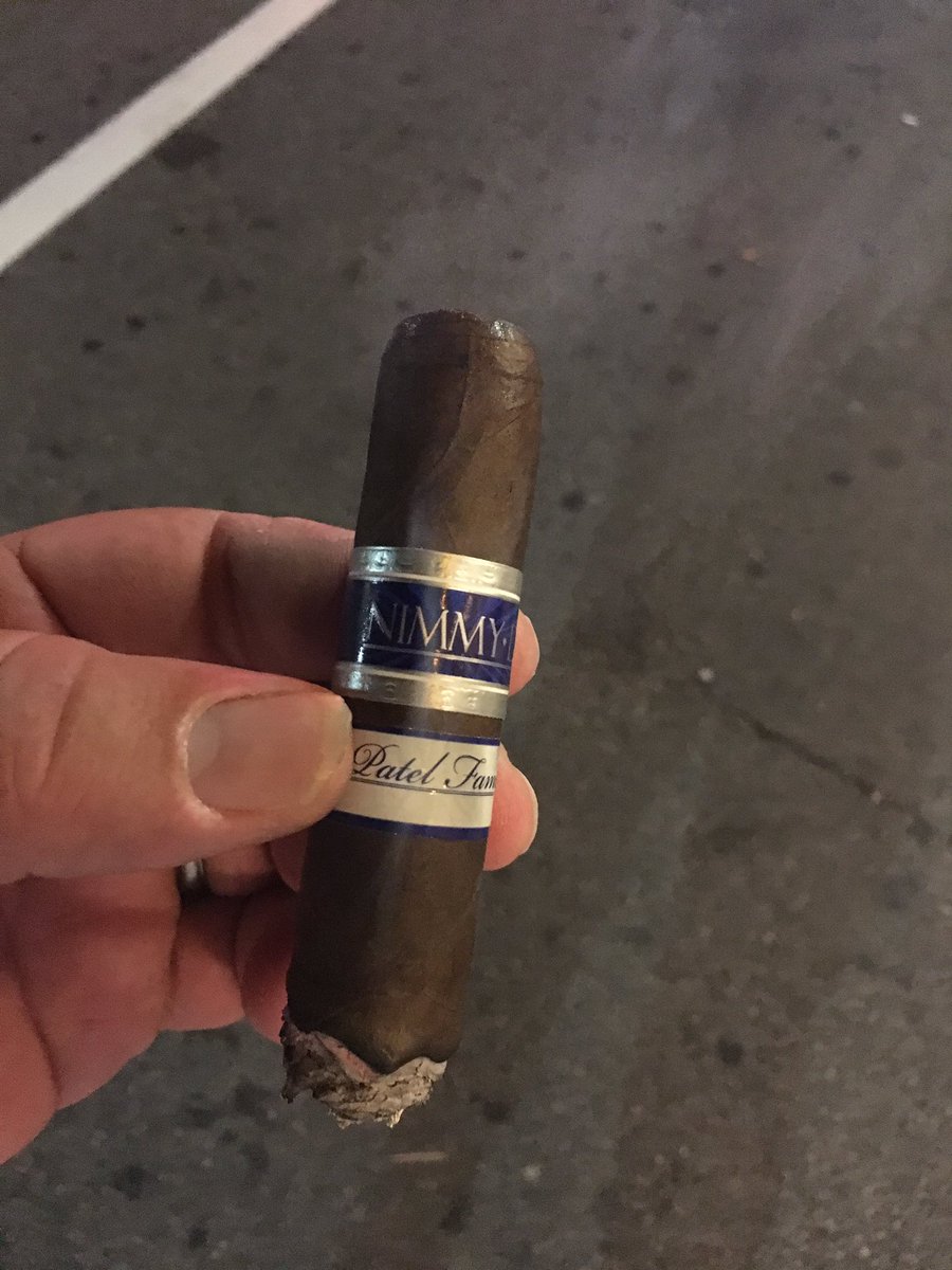 Great smoke with <a href="/wolverinejpv/">JP</a> at work lastnight <a href="/NishPatelCigars/">Nish Patel</a> <a href="/RockyPatelCigar/">Rocky Patel Premium Cigars</a> #NimmyD