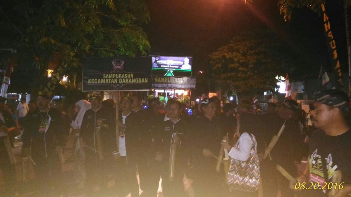 Kec_Darangdan's tweet photo. Sampurasun purwakarta#DARANGDAN SETIA siap melaksanakan rekor muri pawai kentongan @DediMulyadi71 @eef4a9502dfd4bc https://t.co/EyqLn5wOA2