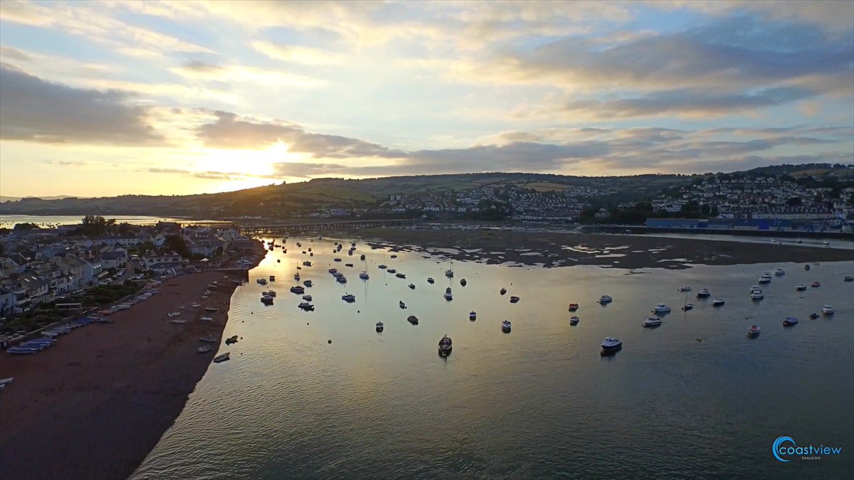 CoastViewDevon's tweet photo. How lucky are we to live in such a stunning area of the world! #heavinisshaldon #devon https://t.co/J90jaY6EQ3