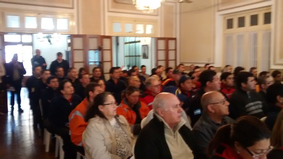 FEABV's tweet photo. Jornadas de capacitación conducción responsable en Concepción del
 uruguay https://t.co/Wd5DRqx51D