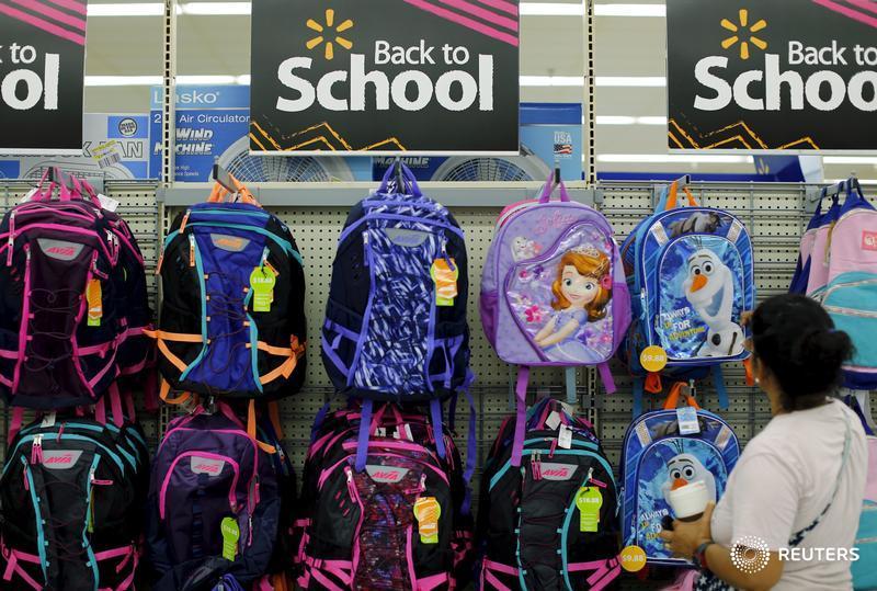 ReutersMoney's tweet image. Shop your own closets before hitting back-to-school sales. Advice from @techsavvymama reut.rs/2byEK0q