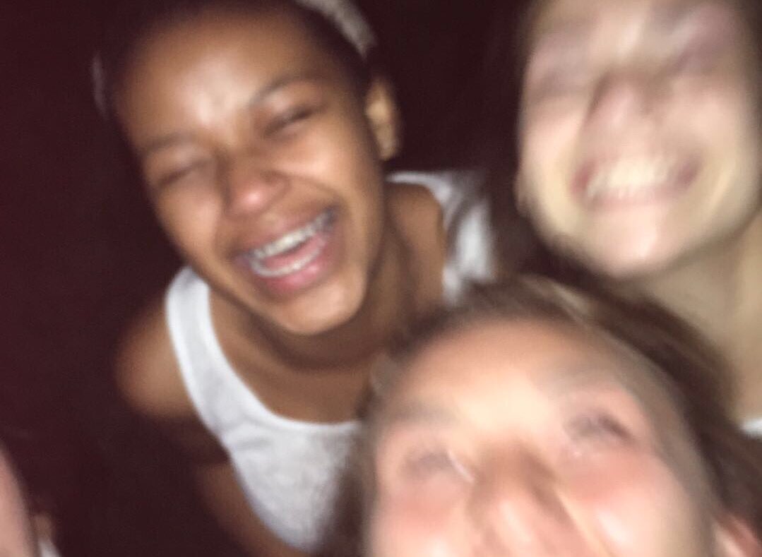 _naiyalex_'s tweet photo. Happy birthday dadi madi !!!! ❤️❤️ hope you have a great day #barnacles #watersandy @MadisanDiaz https://t.co/9dkF6SSIR3