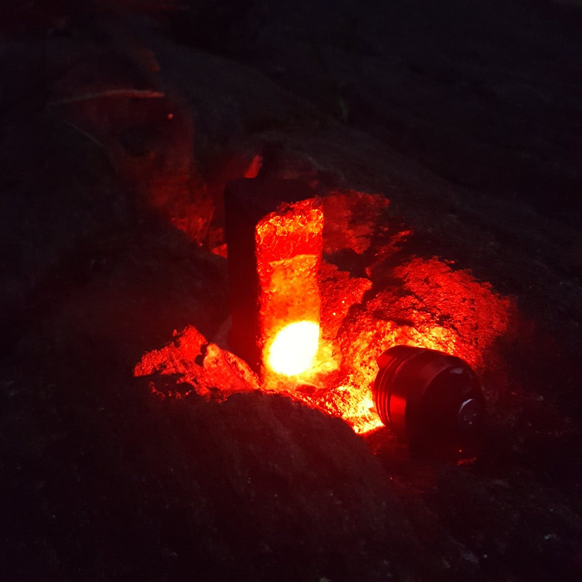 centralparkwalk's tweet image. The original Central Park Survey Bolt. 
Spotted last evening. 
@CentralPark_NYC @CentralParkNYC @fromcentralprk