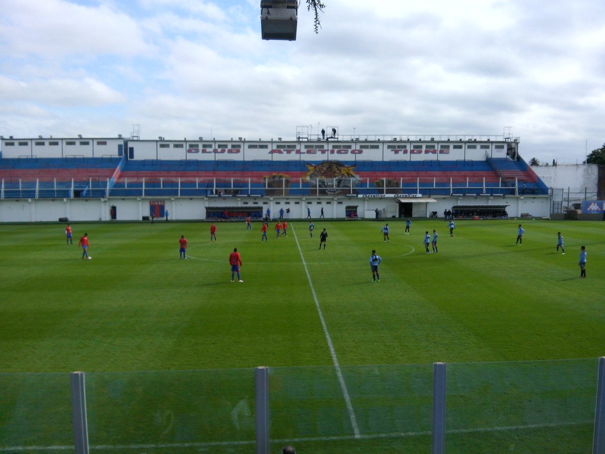 IDGTEMPERLEY's tweet photo. #Temperley #SegundoEquipo: De Bórtoli/Zárate-Aguirre-Paz-Romero/Viega-Sánchez-Di Lorenzo-Fernandez/Cólzera-Palacios. https://t.co/RoJXKEReOY