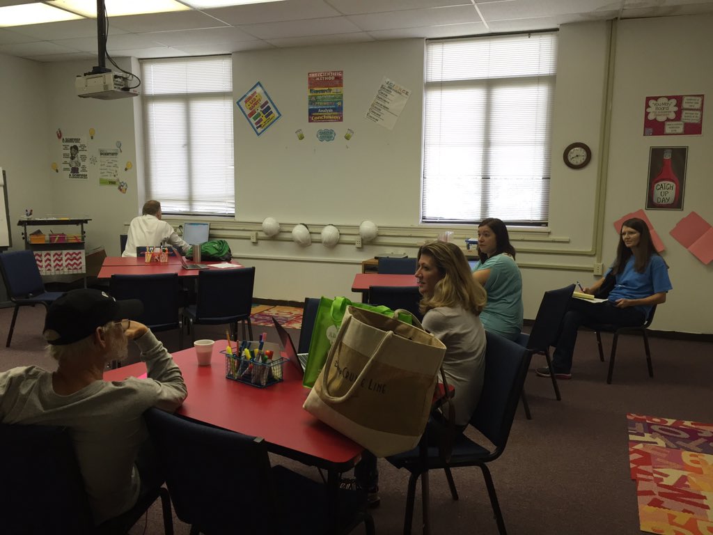 WestGeorgiaRESA's tweet photo. @WestGeorgiaRESA @DrKTThompson @EdcampWestGA #edcampwestga https://t.co/Yd47yyPlFe