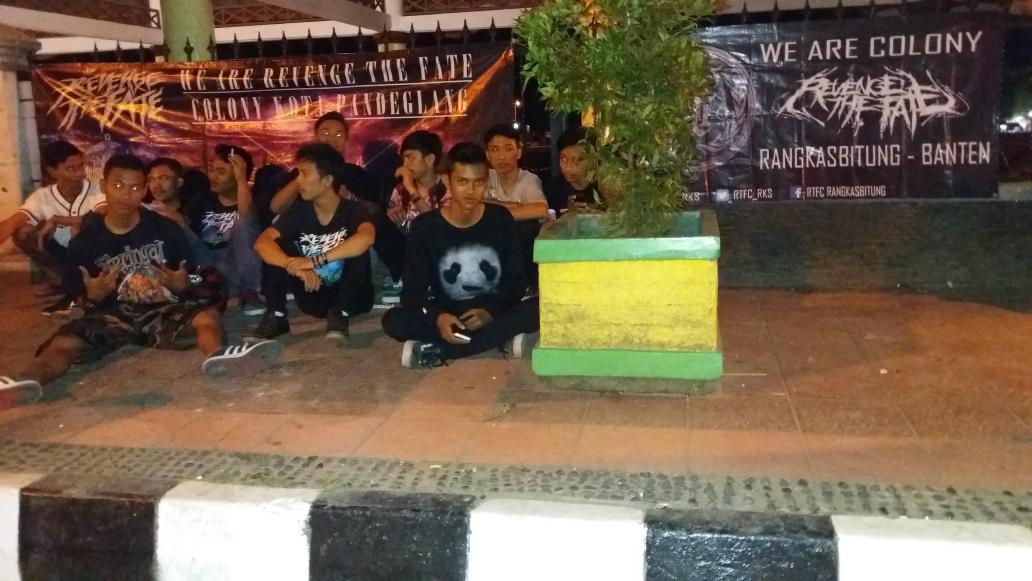 rtfckpdg's tweet photo. 20x08x2k16 Gathering RTF Colony Kota Pandeglang X RTF Colony Rangkas Bitung At Pacanity "Road To SonicFair" Seeyou? https://t.co/OsMxIGxsRB
