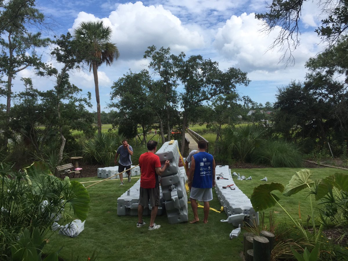 therealtmal's tweet image. #dockwork