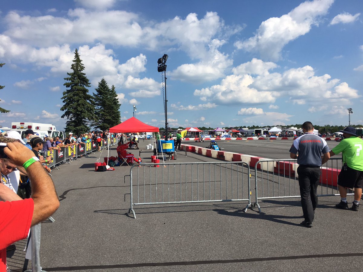 ChrisBlair4B's tweet photo. Great job by @USACNation in bringing the .25 midgets to @poconoraceway for @IndyCar -great showing of racers &amp; fans https://t.co/s3s54CjgCo