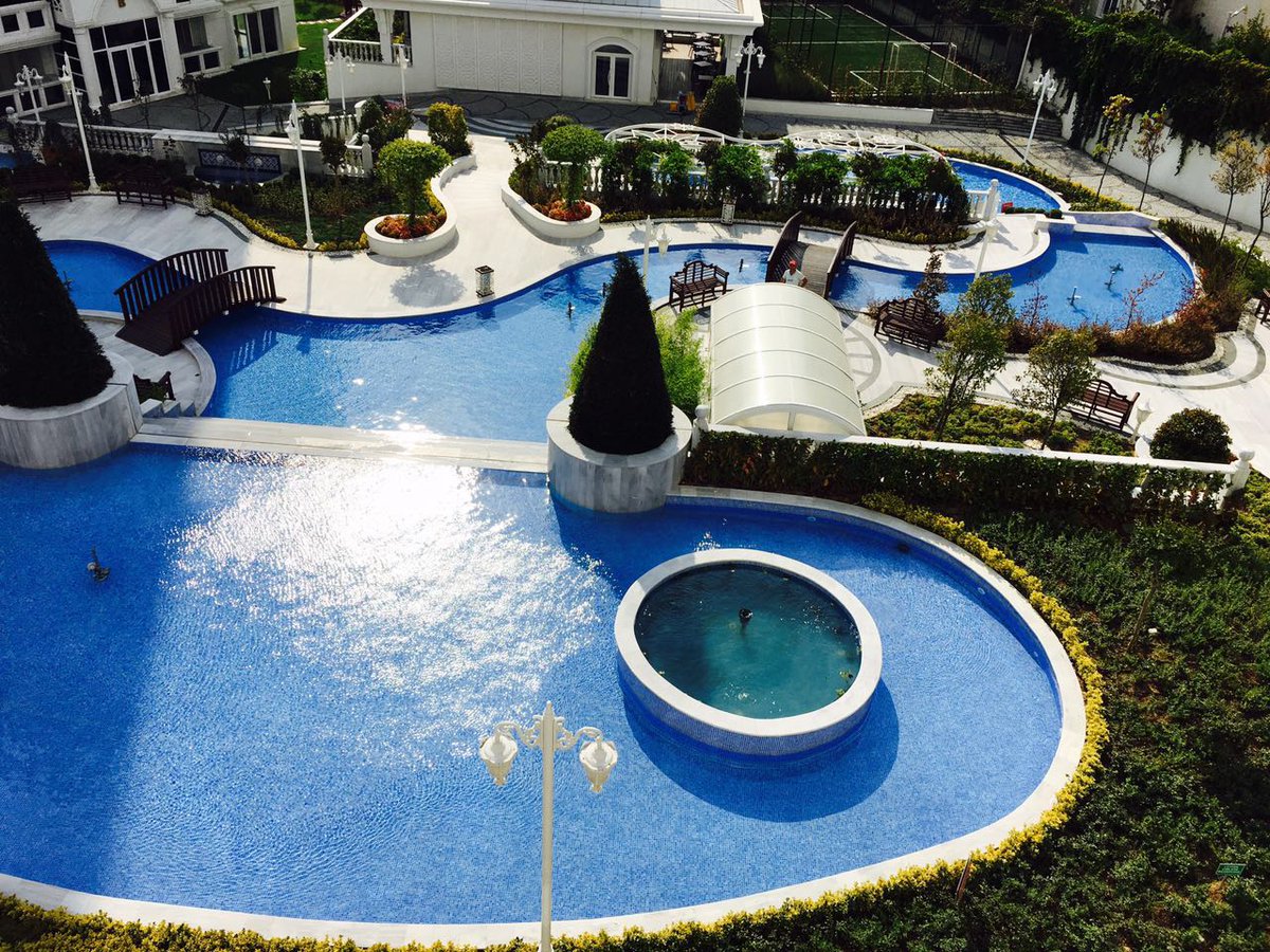 Yaşam alaninizda size huzur veren, bakimi ise bir sanat olan süs havuzlari ve peyzaj alanlari MAVERA SARAYLARINDAN..