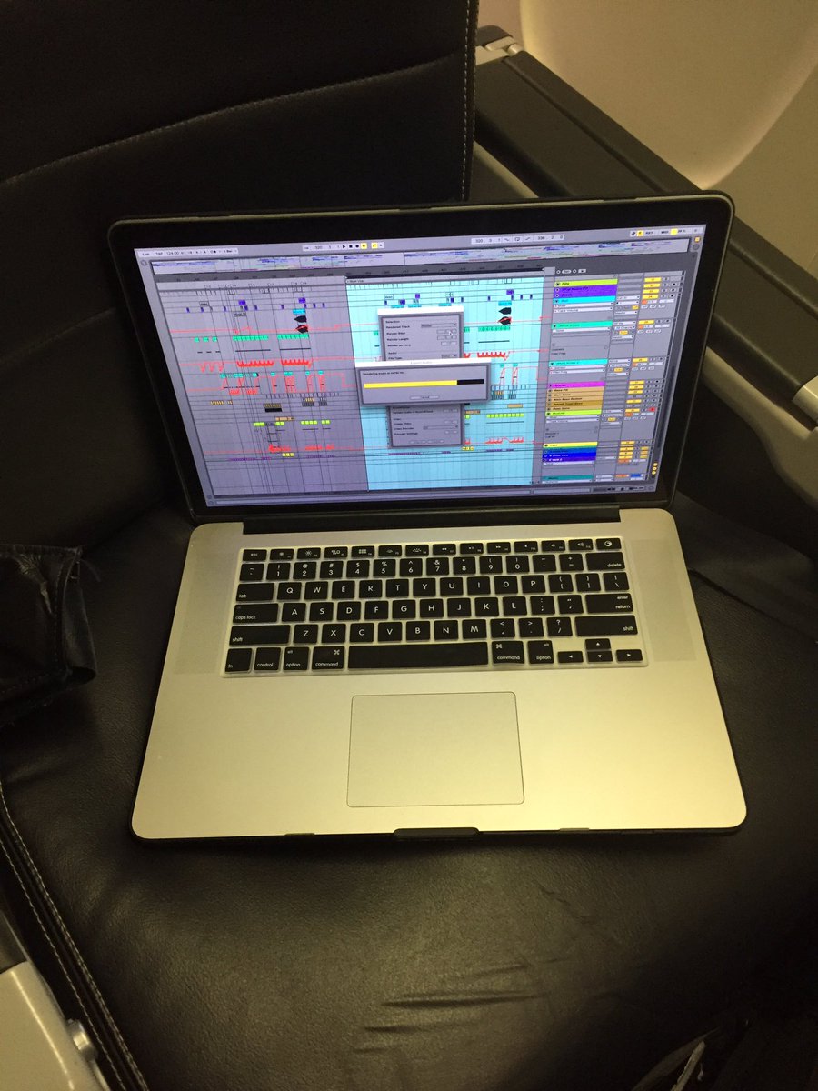 DJSHARAM's tweet photo. That moment when u sneak bounce a session during landing & its still going while peeps getting off #stillbouncing 😁 https://t.co/oQpXUdNrsQ