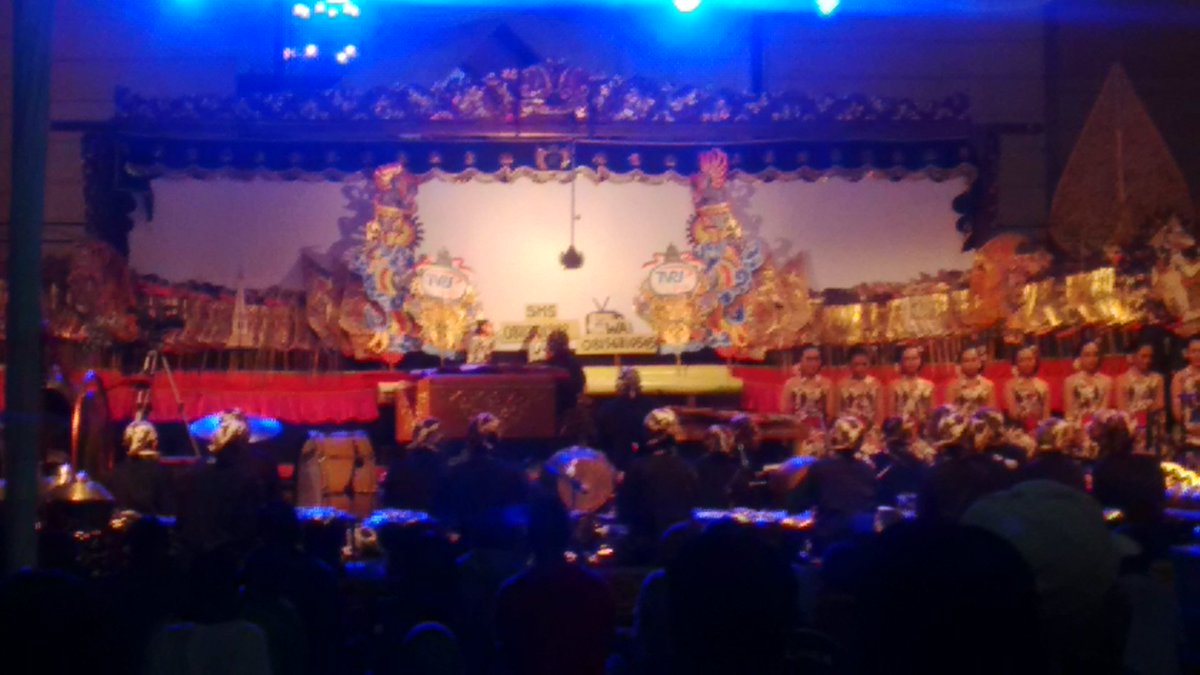 Saksikan Wayang Kulit dalam Rangka HUT 51 th TVRI JOGJA..dalang Ki Utoro W.."Gatotkaca Lahir"