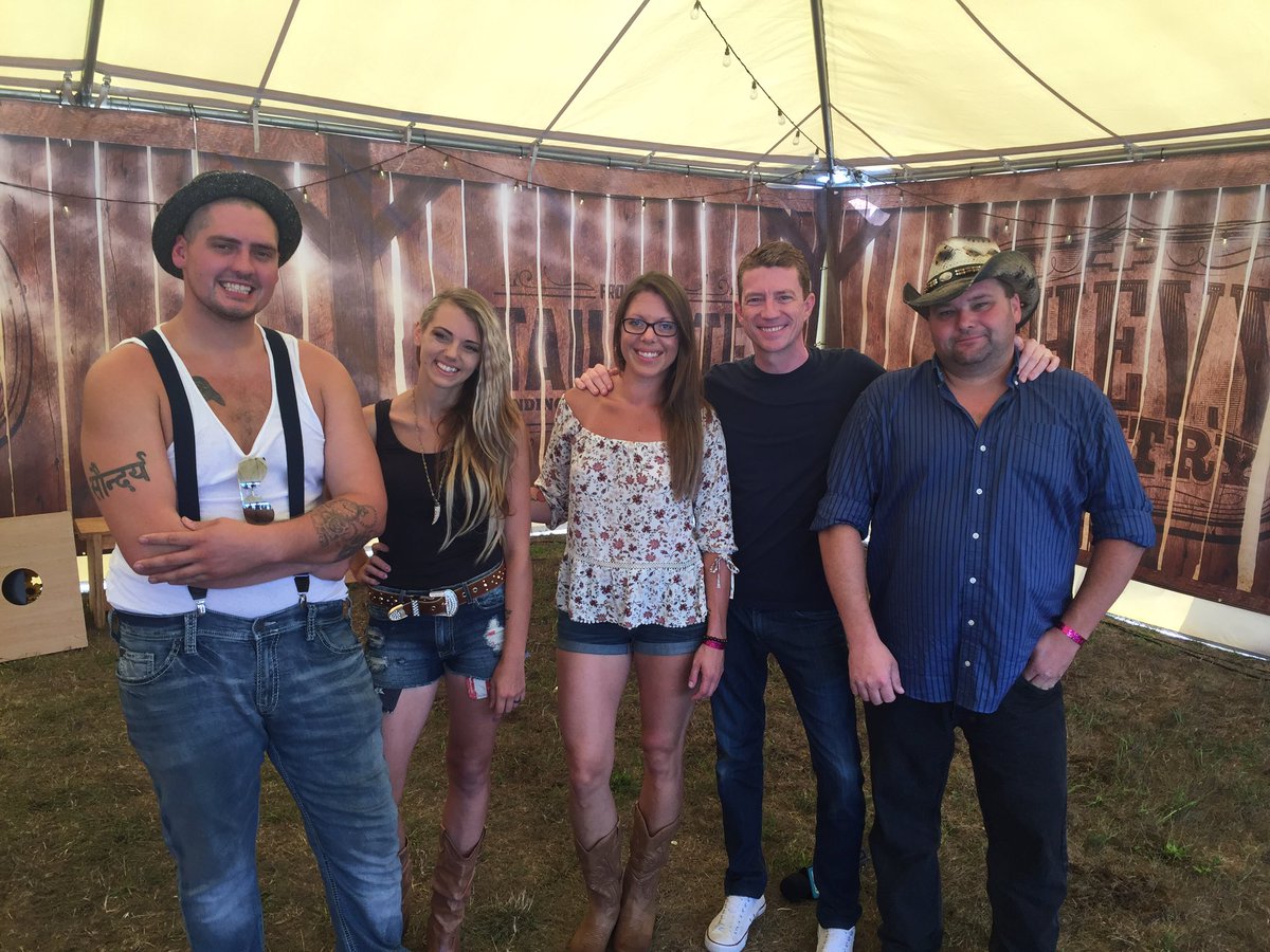 ChevyTop20's tweet photo. If you're at the @HCJamboree drop by the @ChevroletCanada tent for the #ChevyTailgate finalist performances at 3pm! https://t.co/FR7PQacCj3