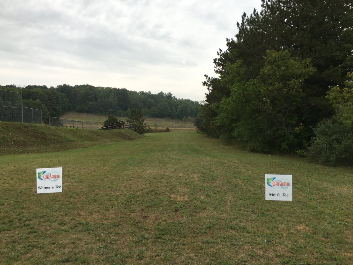 cohofest's tweet photo. Come try your luck at the hole in one challenge!  #cohofest https://t.co/LivbKiTJIg