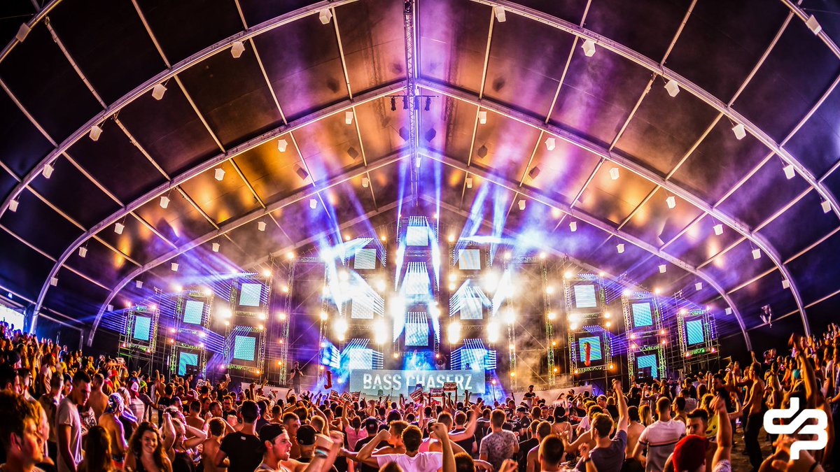 kbkvisuals's tweet photo. Today you can find us at @DecibelOutdoor Loudness stage and @Rapid_Razor_Bob X-RAY. Cheers! https://t.co/toOwqxlOpx