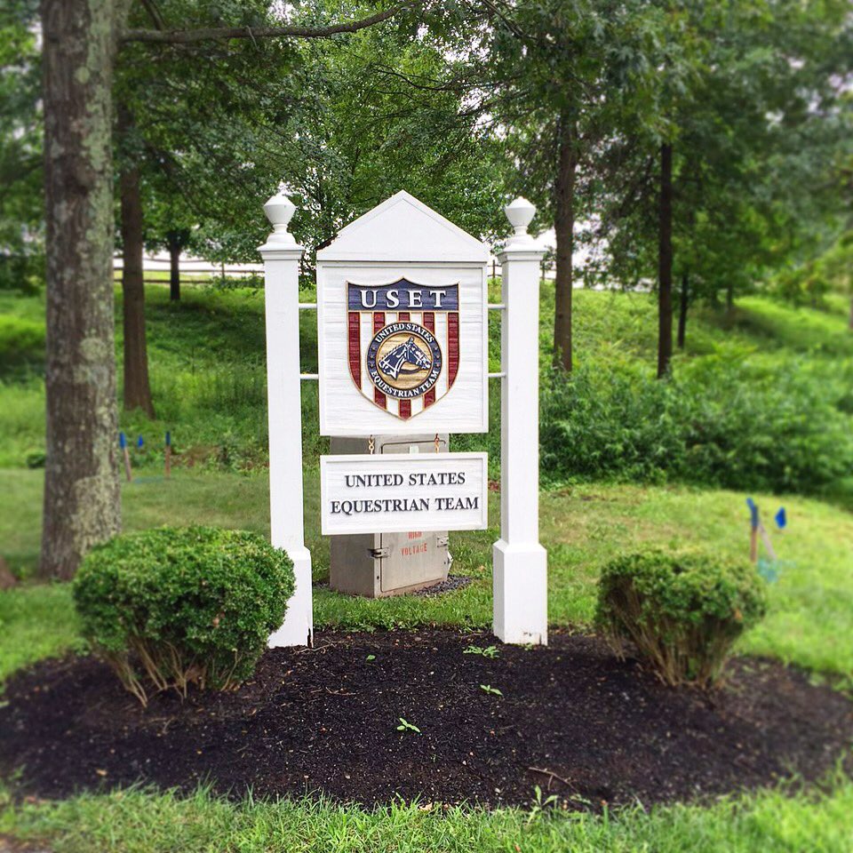 EquineCouture's tweet photo. We're at the Monmouth at the Team show @USETFoundation! Find us at The Tack Shelter and Do Trot In Tack Shop! 🇺🇸 https://t.co/ObtfkmAxwK