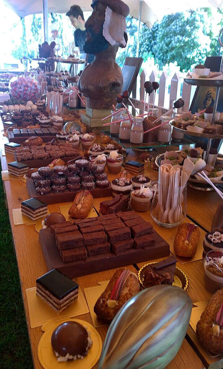 Amazing day! Amazing tea! Amazing festival! Go tomorrow! <a href="/WChocFest/">WChoc Festival</a> @LindtSA <a href="/Blaauwklippen/">Blaauwklippen Wines</a>