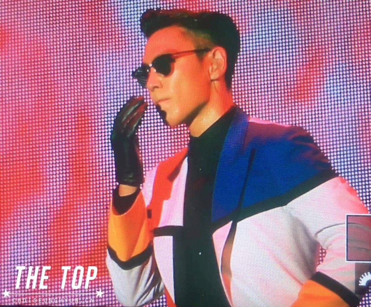 TOPmalaysia's tweet photo. [160820] #TOP #BIGBANG10 #TOPMY👻 
 #0TO10 CONCERT IN SEOUL 💕💕
© THE TOP (WEIBO) https://t.co/2IBX1bJmDk