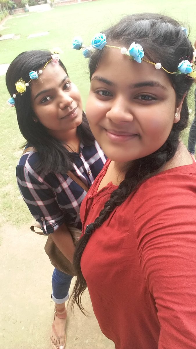 chhavibhardwaj1's tweet photo. #LookWrogn #selfiewithfriend
I badly want to meet @imVkohli @StayWrogn @RCBTweets https://t.co/yV4uuStthi