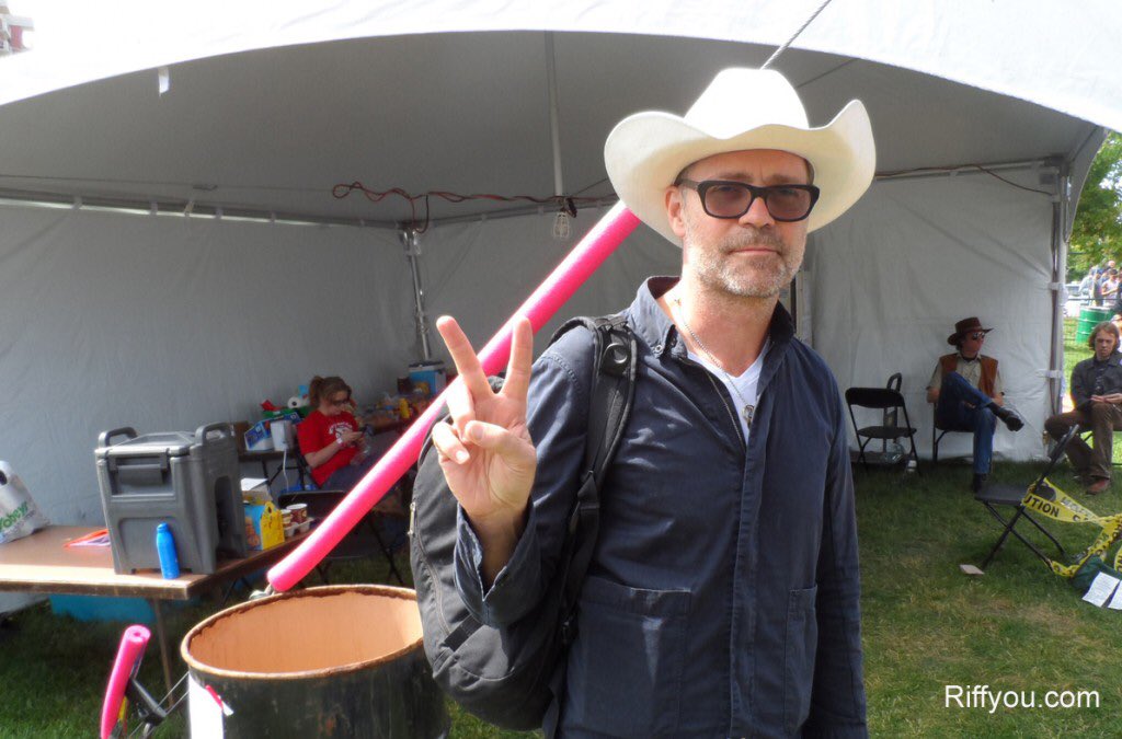 Riffyou.com tweet media