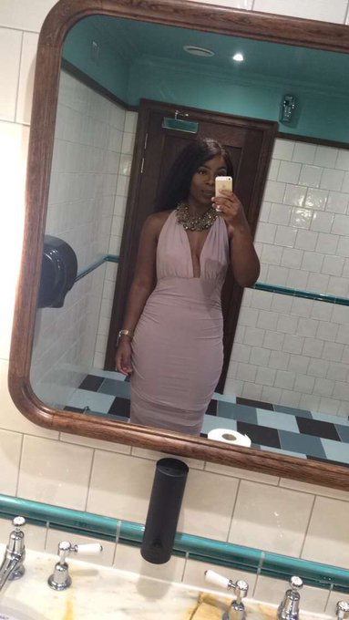 Watch Oyinlola 👑's leaked NSFW photo on TwXstars