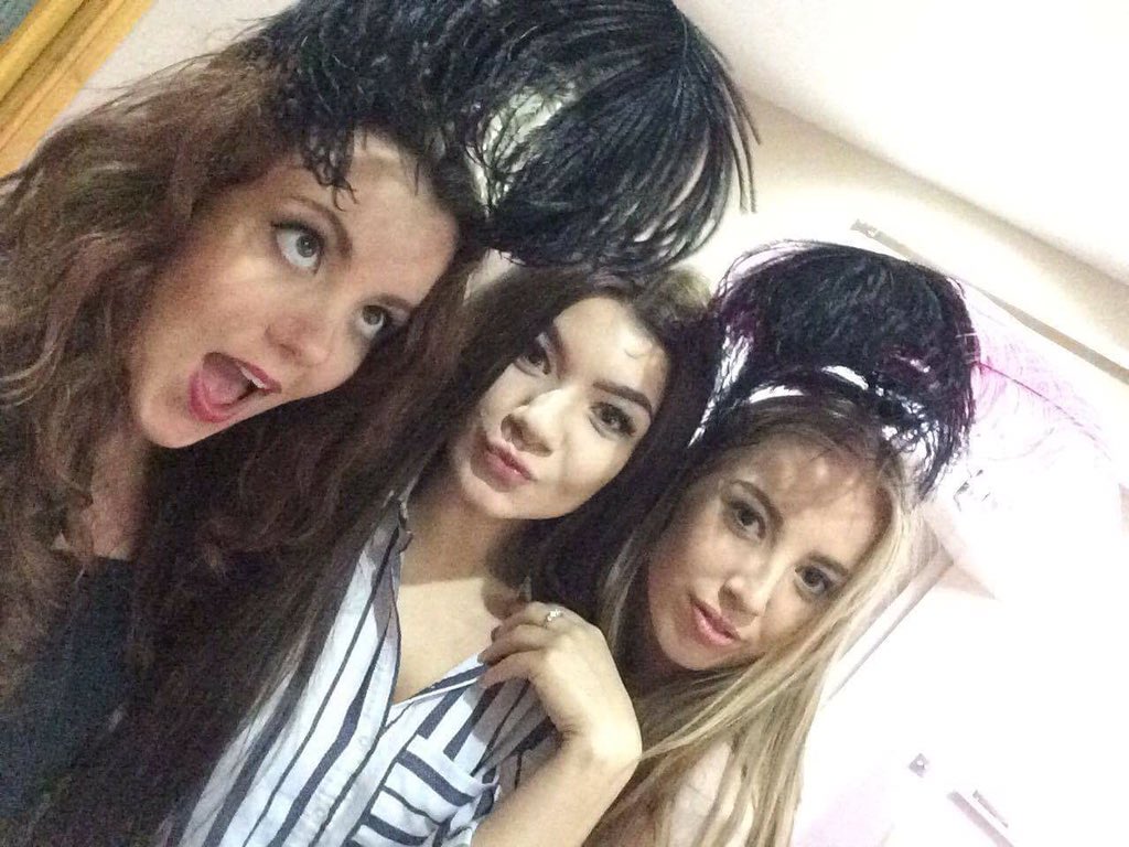 3.9K views on our music video🎥we love you with all our hearts❤️ check it out now✨
youtube.com/watch?v=cKwngX…