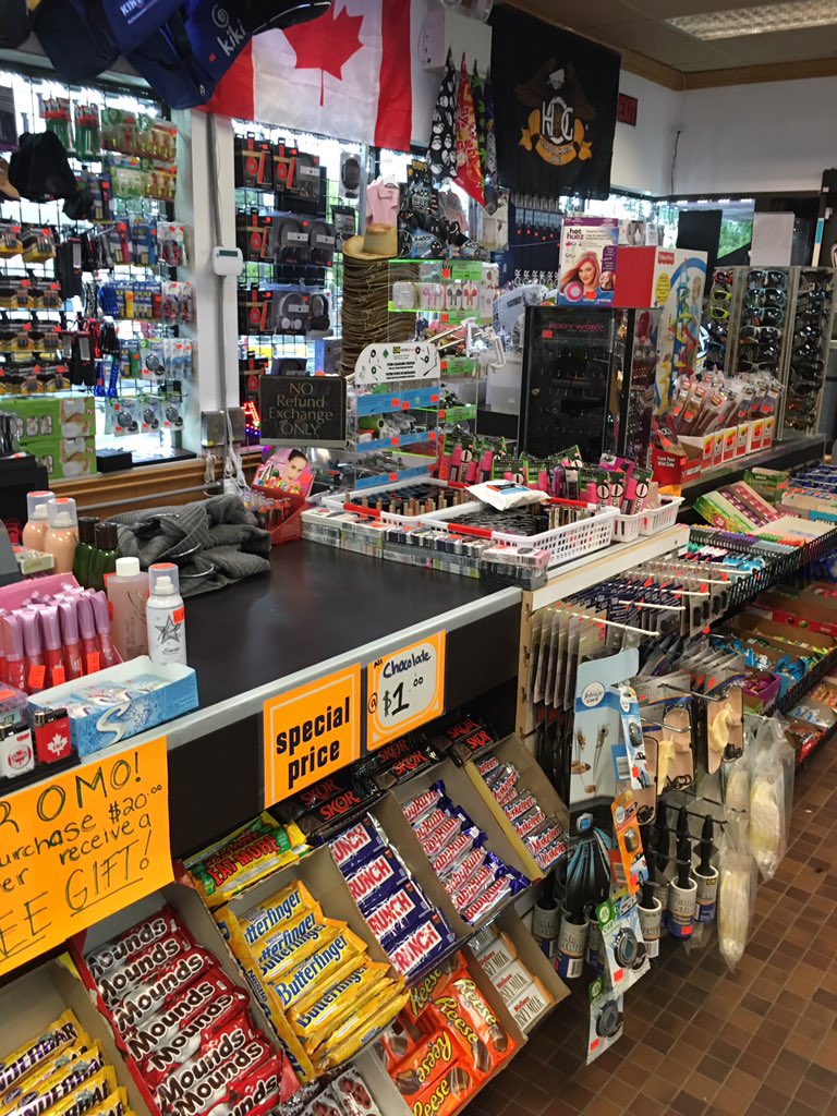 DollarDisc's tweet photo. New store #ajax #whitby #oshawa #pickering #durham #family #familytime #BackToSchool #cheap #sales https://t.co/ieCn3ZRgh9
