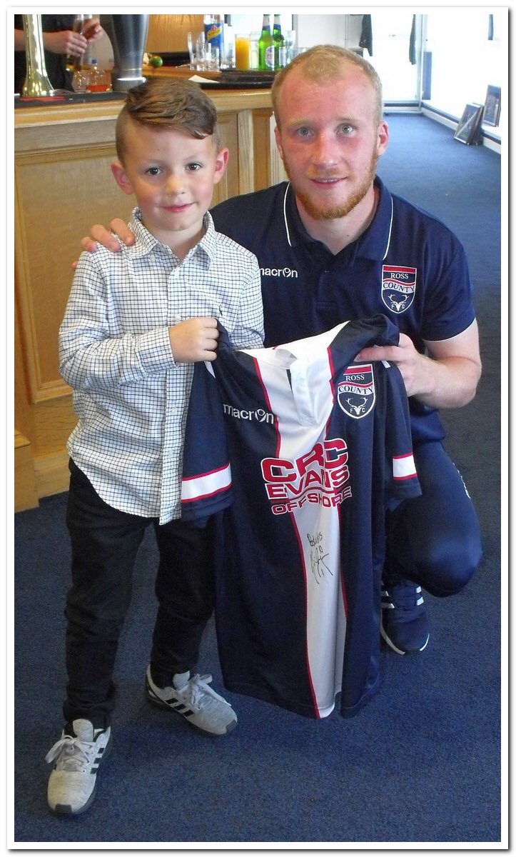 RossCounty's tweet photo. Youngster Leon Calder chose Liam Boyce as today's MOTM - he will receive a signed &amp; framed top from Liam #staggies https://t.co/7b1pzotK0H