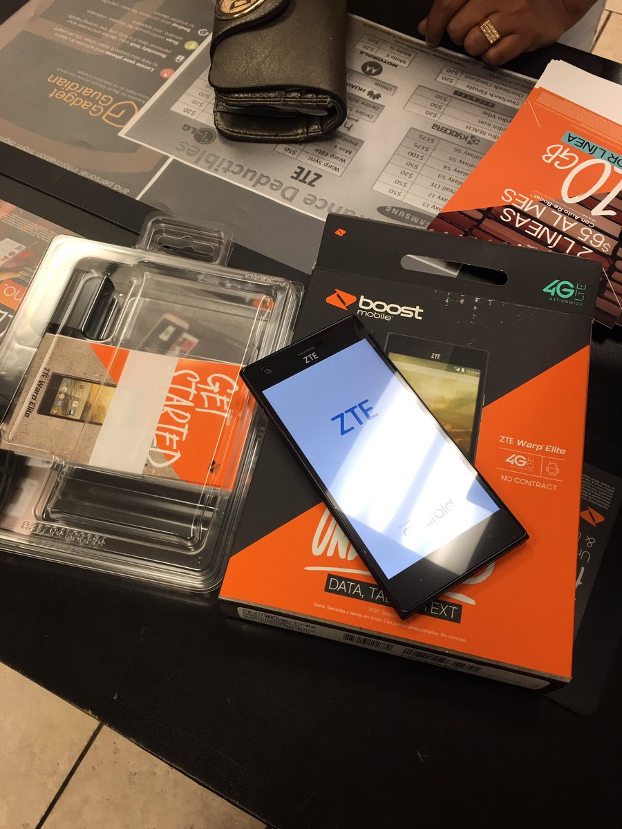 vtruongcao's tweet photo. These customers are about that #Unhookd life 😹💯🆕📳👌🏼 #ByeTMO #VIP #BoostDealz #WhereYouAt @SPG_Simonson @marielam1981 https://t.co/pcEku7SXy9