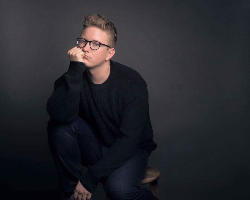 inactivethatguy's tweet photo. HOW ARE YOU SO FLAWLESS?? DADDY AF @tyleroakley https://t.co/LXPzCWQ25W