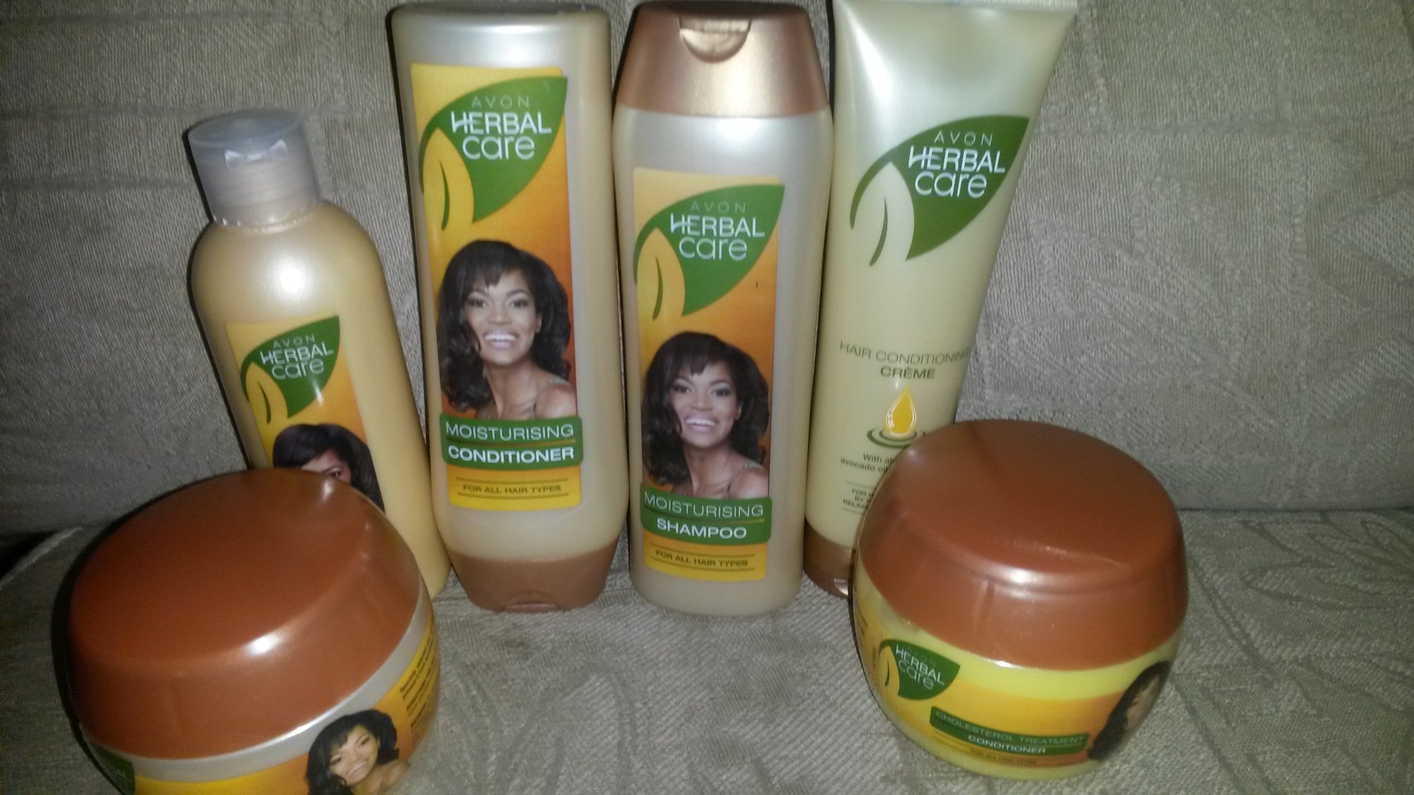 What If The Sky Was Purple On Twitter Avon Hair Range Herbal Care Girltalkza Loverofink Shampoo Conditioner Creme Hair Food Oil Sheen