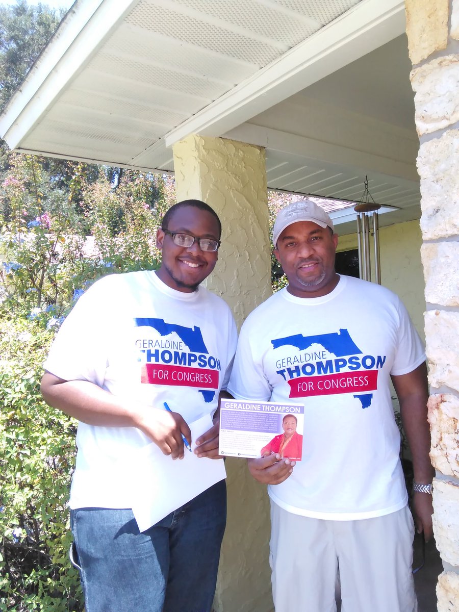 geraldinefl10's tweet photo. Team Thompson is out working hard. If you see us walking, please say hello! #TimeForThompson #SOULS2THEPOLLSAACCC https://t.co/aIuhktMvXb