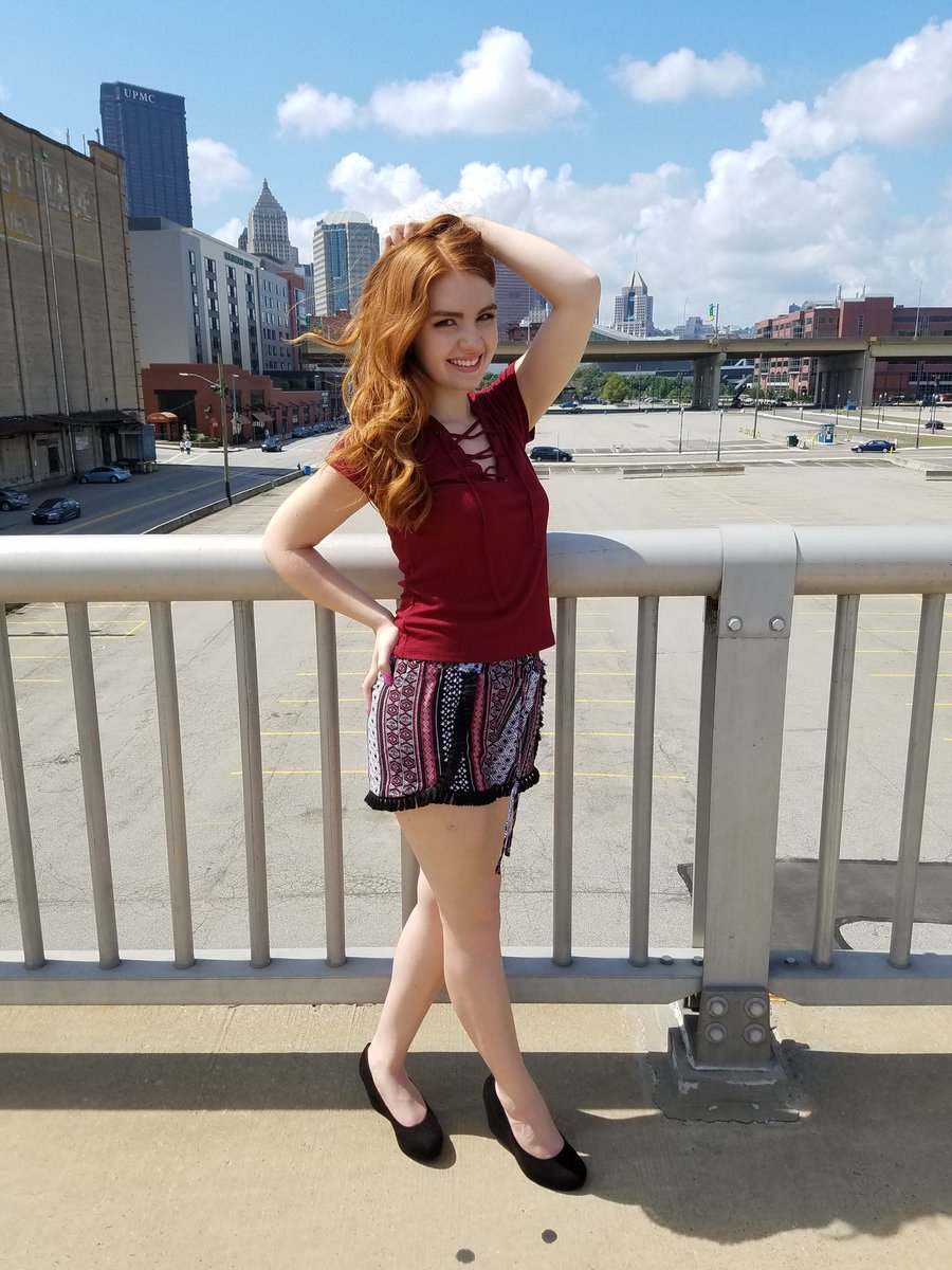 uritmag's tweet image. Ur It in Pittsburgh #pamodel #model #pittsburghmodel  #Pittsburgh #womensmagazine #womensfashion #style #fashion