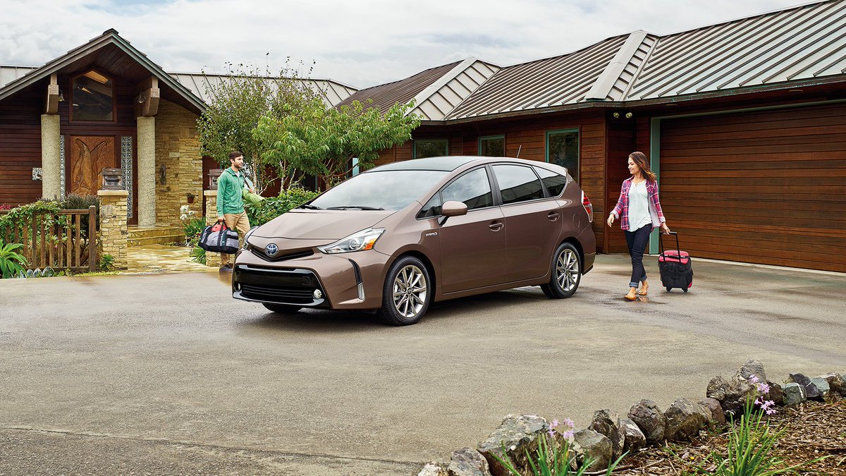 Hendrick_Toyota's tweet photo. Bigger, more economical and better than ever before. This is the 2017 Prius V. #GoPrius https://t.co/6czHxZG6zu
