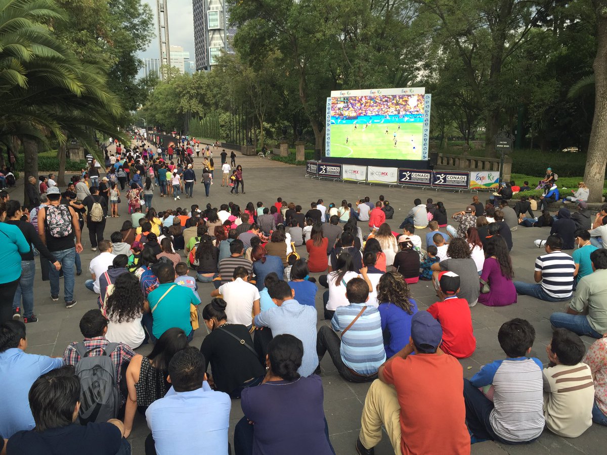 JWB_9's tweet photo. #Rio2016 Olympic #football final #bradui in Bosque Chapultepec, #México City. https://t.co/aUZS1ngIUl