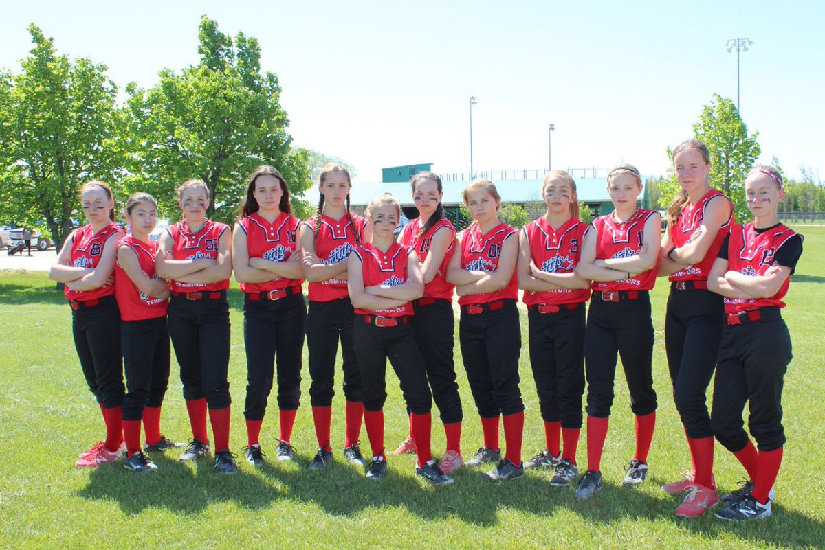 scottneiles2's tweet photo. So proud of these girls ...Going for a National Championship @NationalsU14 tomorrow ! #130@Blumberg #smittys https://t.co/gbVrad6iLa