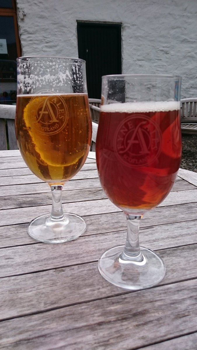 estalaverick's tweet photo. Fyne Ales Highlander and Hurricane Jack, sooooo nice 😊 https://t.co/sJLYBZK39Z