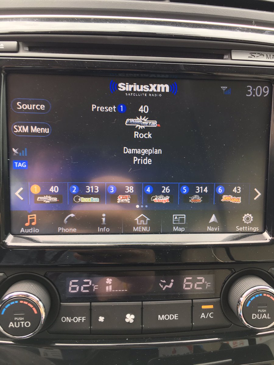 WenzelMica's tweet photo. 🤘🏻HORNS UP🤘🏻 to @SXMLiquidMetal for making my shitty work day fly by. #DimeDay #Dimeforever #Metalforever https://t.co/am8tLYvhBS
