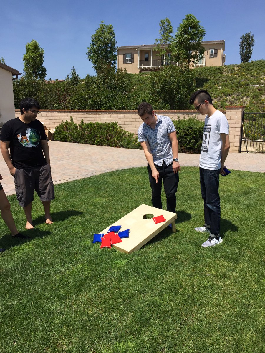MafiaCon's tweet photo. Cornhole lessons by @swindlezz with @asabfb and @MSSDota https://t.co/q8NOFoiVAi