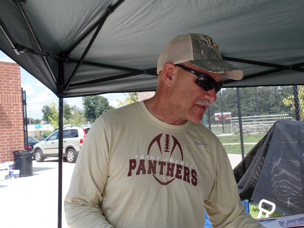 BPCFootball's tweet image. @BPCFootball hosts Annual Membership Picnic to launch Paint Branch Fall 2016 season.🍔🍉 GO PANTHERS!!