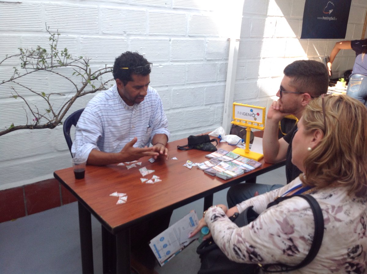 eusseferio's tweet photo. NeuroDomino #aburravalley https://t.co/xV6Z5LF0fT