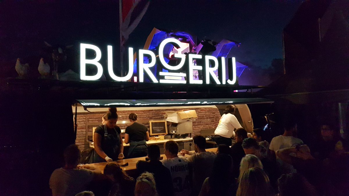 guido's tweet photo. @Burgerij @DutchValleyFest https://t.co/txTZmHEK9i