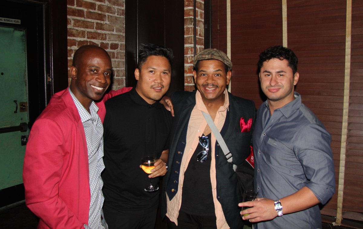 BrianPocrass's tweet image. 4 #LostBoys hanging at our private reunion dinner the evening before #Hook25th reunion photo shoot. #Hook #22Vision