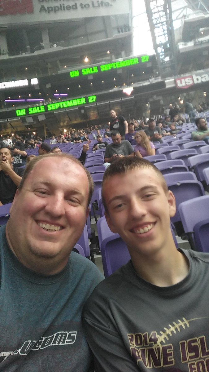 nickspeedkramer's tweet image. Ready to rock!! #USBSMetallica