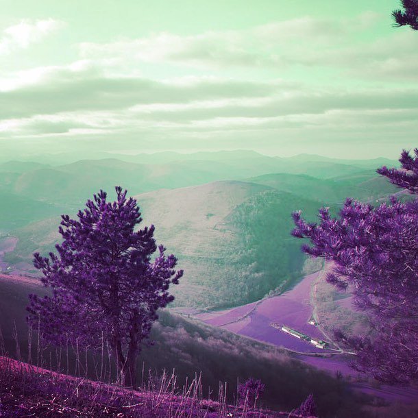 getinfra's tweet photo. Another world.
#app #ios #iphone6s #pyrenees #france #bearn #pyreneesatlantiques #france #paysbasque #basque #basqu… https://t.co/QEaUYV2t47