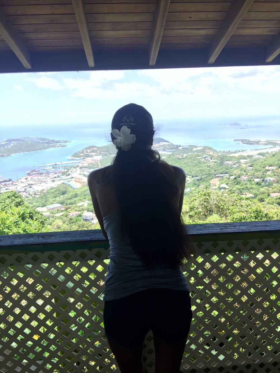 TodgieeV's tweet photo. Can I go back now? 😩 https://t.co/oct3FU36SO