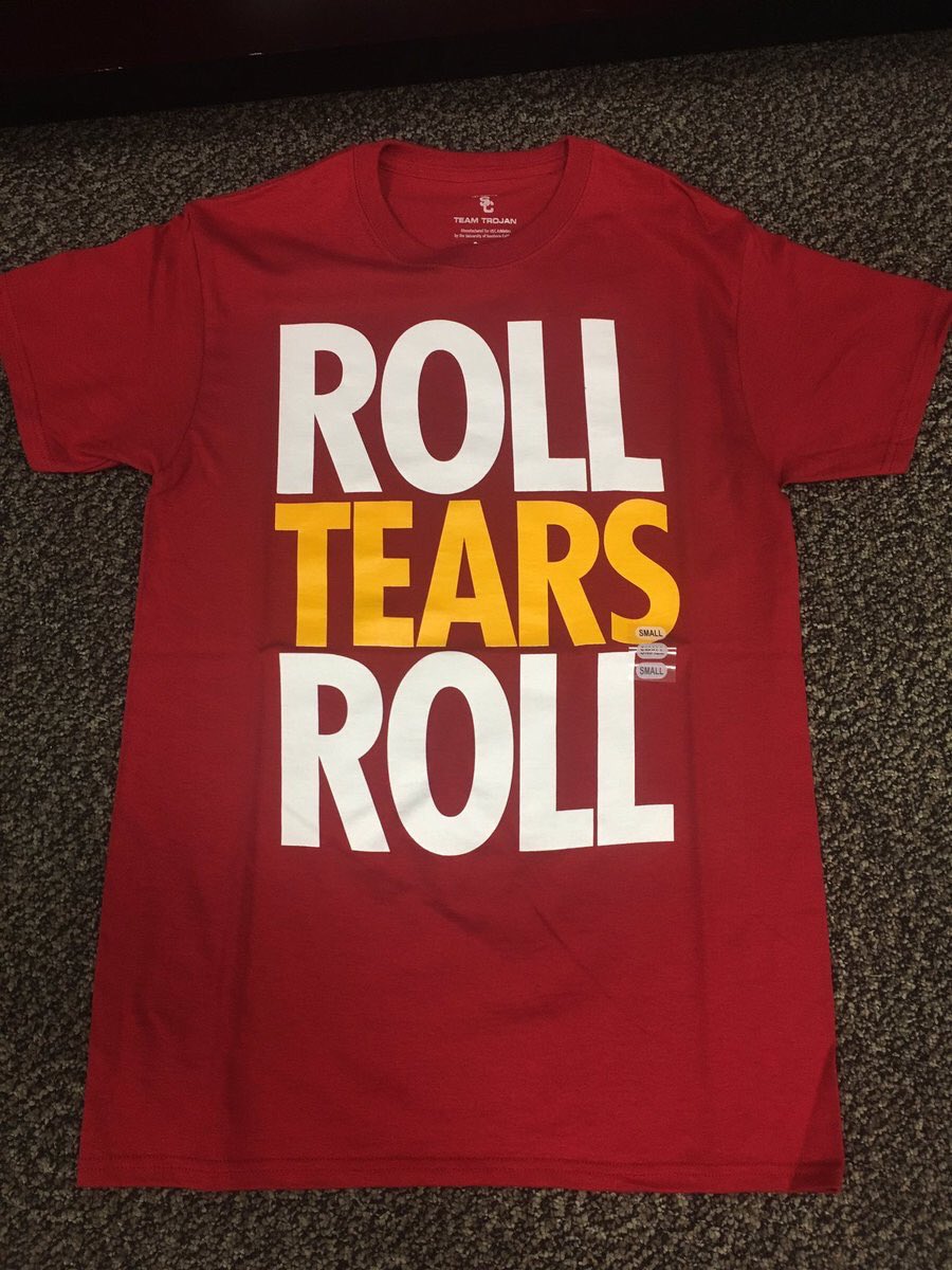 ElSu3no's tweet photo. I hope Bammas wearing these joints lls https://t.co/sgQt5vDDl8