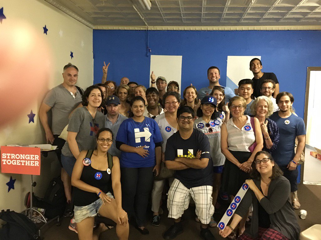 TomDangora's tweet image. These awesome people took a bus with me to Philly to canvas for @HillaryClinton AMAZING DEDICATION #StrongerTogether